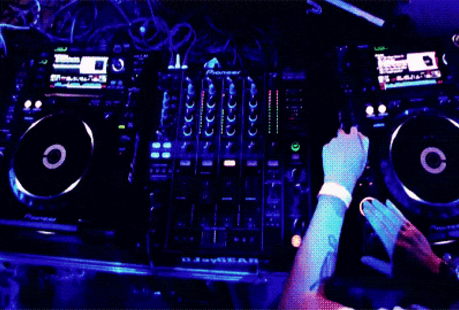 DJING PRO ZAČÁTEČNÍKY