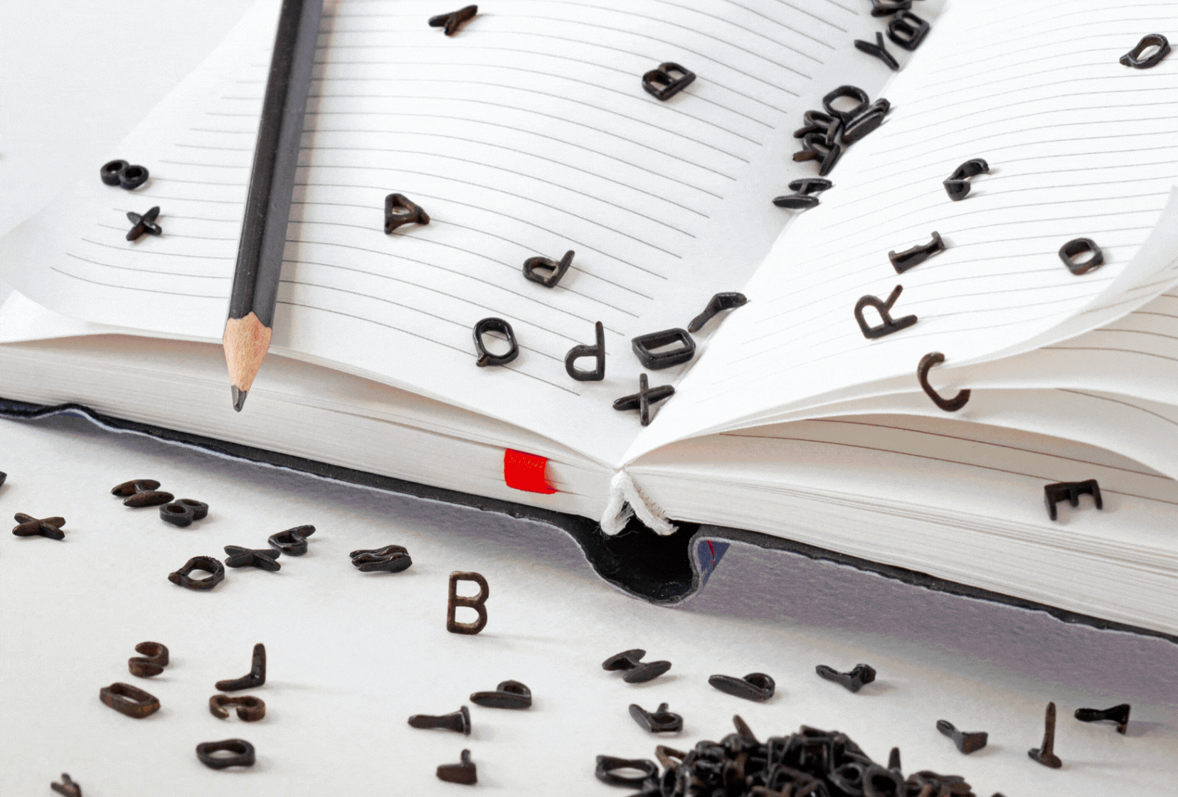 REGÉNYÍRÁS AZ ALAPOKTÓL