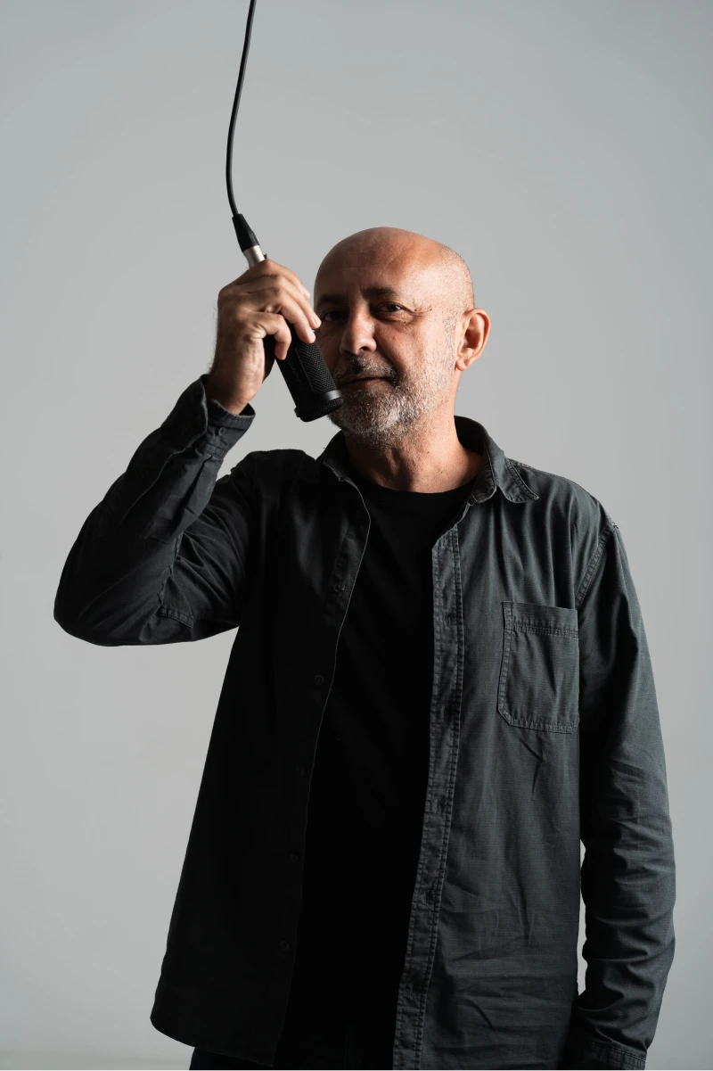 George Lungoci, actor și vocea unor personaje iconice precum Andy Anderson sau Curaj, lector al cursului de Dublaj Voiceover la SKVOT